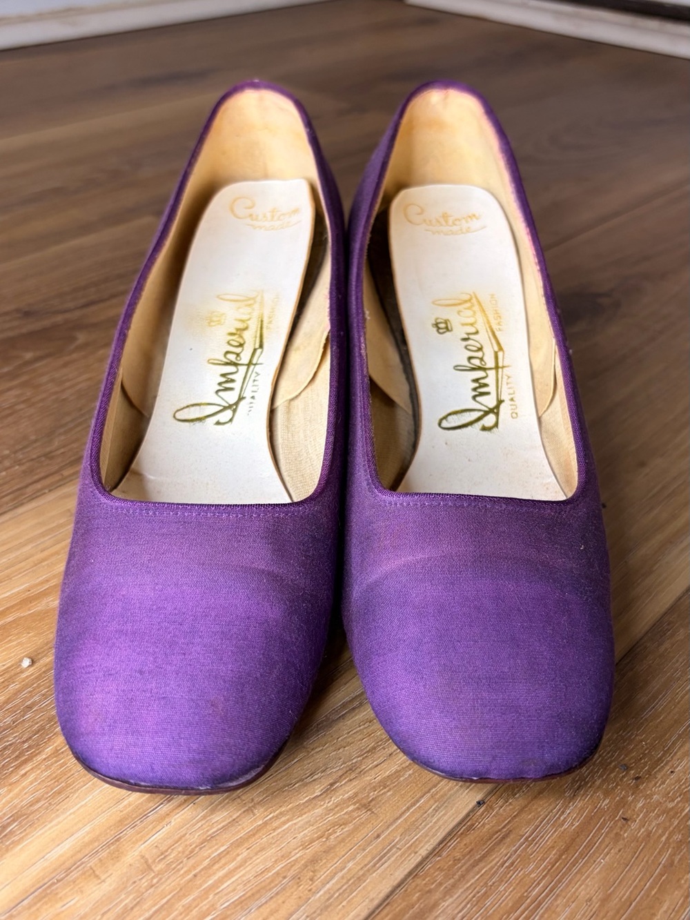 Vintage 1960s Imperial Purple Pumps Custom Made Violet Textile Heels Mod Shoes